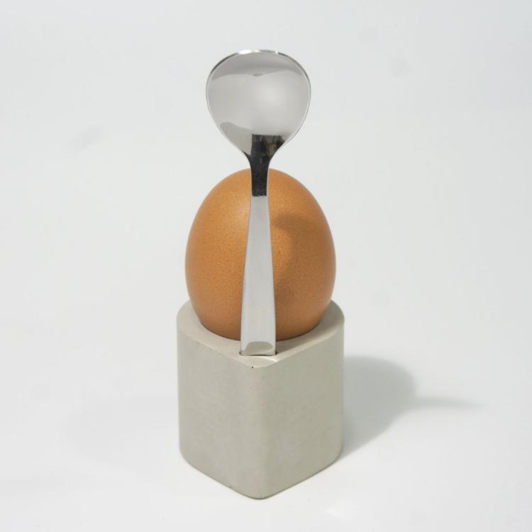 Betoneierbecher Rückseite